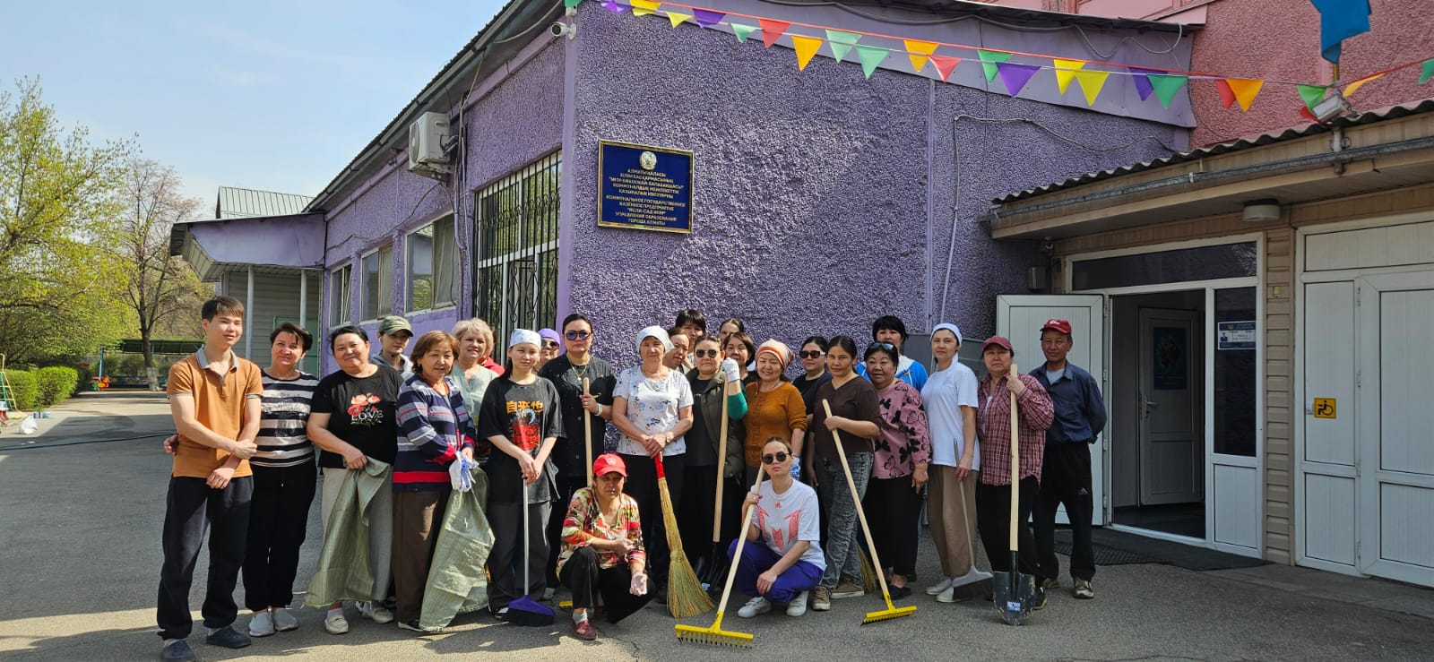 “Таза Қазақстан республикалық экологиялық акциясы аясында сенбілік.